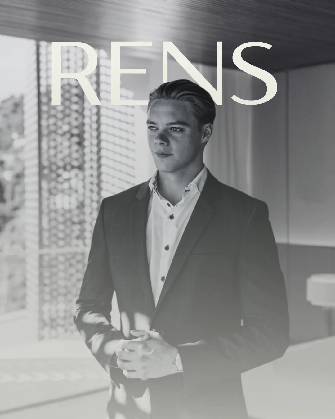 Portrait of Rens Depraetere, founder of HostPro Academy